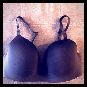 36DD Victoria Secret Bra